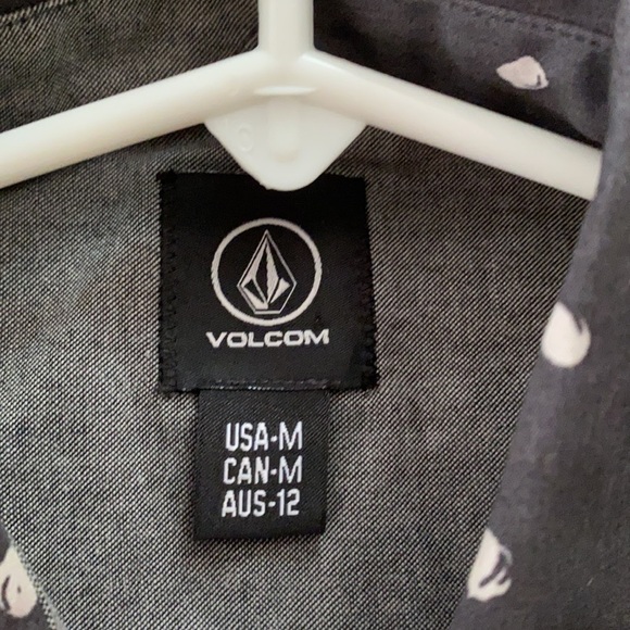 Volcom Boys Size Medium (sz10-12) button up shirt - Picture 3 of 4